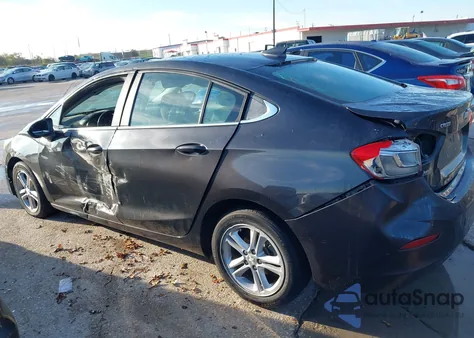 2017 Chevrolet Cruze Lt Auto z USA, uszkodzony, nr VIN 1G1BE5SM0H7111876